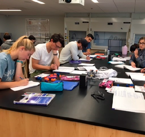 Students learning with Kemblox